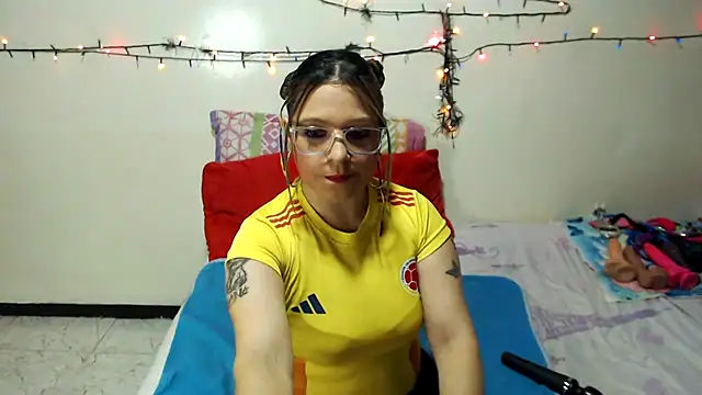 Samanta SS online show from November 19, 2025, 3:50 am