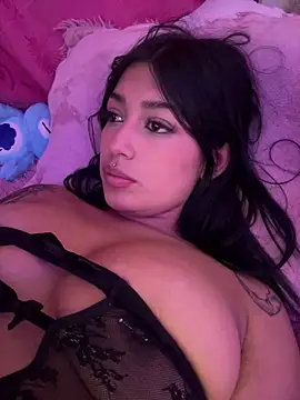 KatianPierce online show from May 16, 2026, 12:07 am