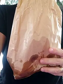 emiliemilf online show from October 21, 2025, 5:35 pm