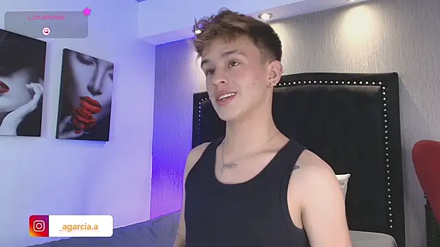 LiamWildx20 online show from February 7, 2026, 4:16 am