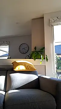 TAIZ69WORLD online show from September 11, 2025, 4:12 am