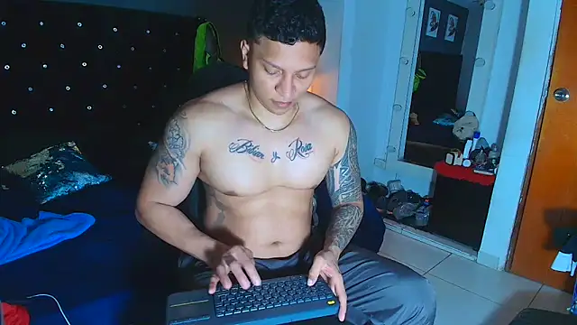 ethan dalton  online show from November 20, 2025, 4:34 am