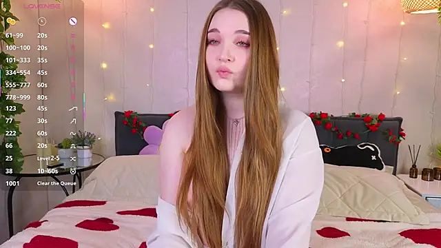 ConstanceHelms online show from February 5, 2026, 5:12 am