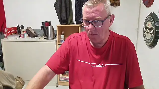 JamesBauer online show from April 15, 2026, 1:34 am