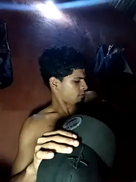 317894 online show from November 13, 2025, 2:21 am