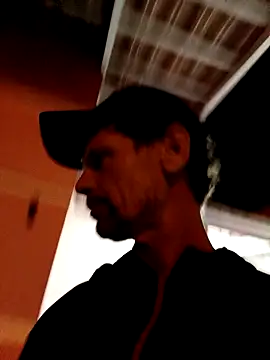 Dglo0000 online show from September 13, 2025, 2:22 am