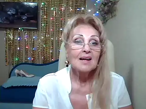 Margo Sweety online show from September 10, 2025, 4:18 pm