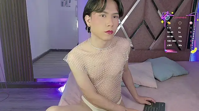 Ash Femboy online show from September 12, 2025, 9:37 pm