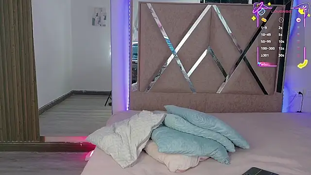 Ash Femboy online show from October 19, 2025, 7:14 pm