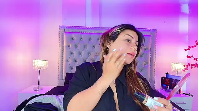 Snapshot of Lia_adamsss chatting on September 25, 2025, 3:21 am Lia adamsss online show from September 25, 2025, 3:21 am