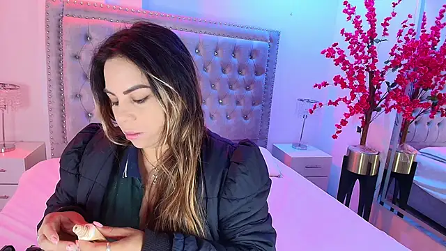 Snapshot of Lia_adamsss chatting on November 5, 2025, 3:17 am Lia adamsss online show from November 5, 2025, 3:17 am