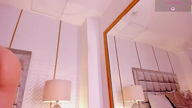 laurencarter1 online show from November 29, 2025, 9:40 pm