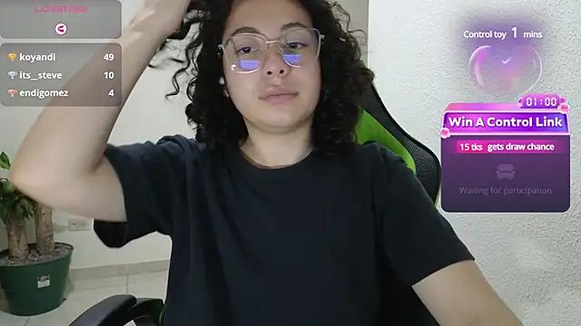 Snapshot of Mabbaldama chatting on March 21, 2025, 11:45 pm Mabbaldama online show from March 21, 2025, 11:45 pm