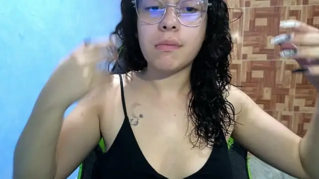 Snapshot of Mabbaldama chatting on September 25, 2025, 10:19 am Mabbaldama online show from September 25, 2025, 10:19 am