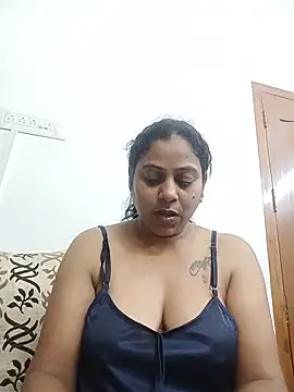 JENNIFERtamil online show from June 12, 2026, 6:18 pm