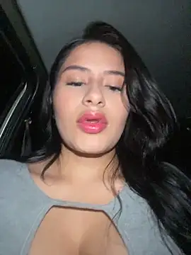 andrea gomes  online show from March 5, 2026, 6:31 am