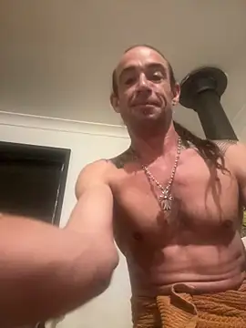 Snapshot of mastertittiefkr chatting on November 4, 2025, 10:36 am mastertittiefkr online show from November 4, 2025, 10:36 am