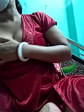 Sonajimo121994 online show from October 3, 2025, 5:10 pm