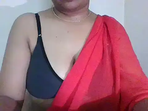 Snapshot of snehashreyatamil chatting on November 13, 2025, 8:57 am snehashreyatamil online show from November 13, 2025, 8:57 am