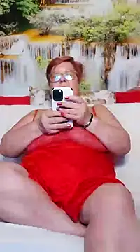 QueenPammy1 online show from February 12, 2025, 3:49 pm