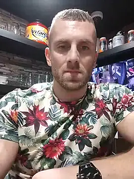 trainwithme online show from October 31, 2025, 12:39 pm