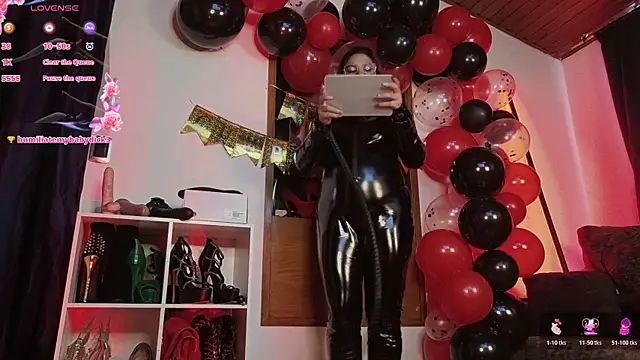 Snapshot of _LuanaDabbraccio chatting on April 30, 2026, 1:50 pm LuanaDabbraccio online show from April 30, 2026, 1:50 pm