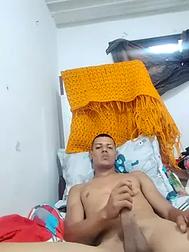 Pichoneterno online show from April 13, 2026, 1:49 pm