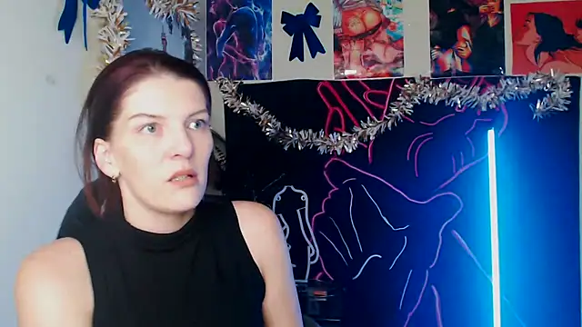 VanessaRey  online show from December 15, 2025, 7:56 am