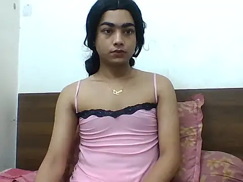 lilysstone12 online show from April 3, 2026, 7:23 pm