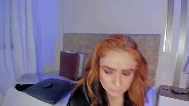 angelinarouse  online show from September 27, 2025, 4:39 am