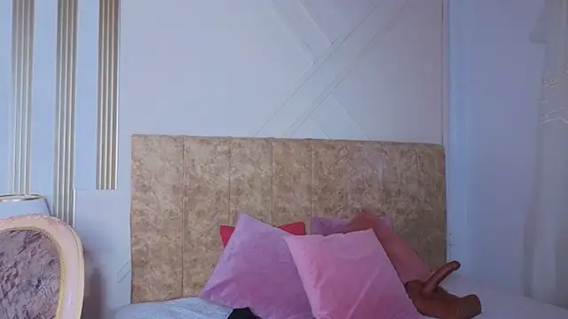 angelinarouse  online show from May 30, 2026, 3:58 am