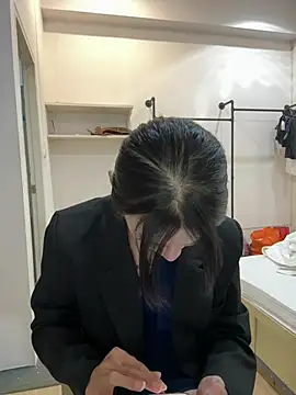 Snapshot of Rainbow-sweet chatting on February 12, 2026, 4:02 pm Rainbow-sweet online show from February 12, 2026, 4:02 pm