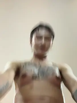 Snapshot of Rainbow-sweet chatting on February 14, 2026, 10:39 pm Rainbow-sweet online show from February 14, 2026, 10:39 pm