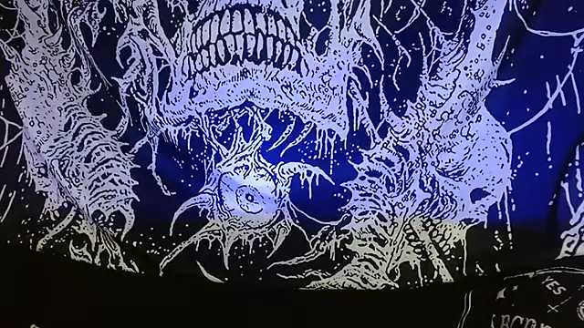 mikaskullcs online show from October 17, 2025, 8:55 pm