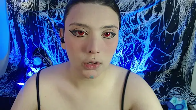 Snapshot of mikaskullcs chatting on April 22, 2026, 9:49 pm mikaskullcs online show from April 22, 2026, 9:49 pm