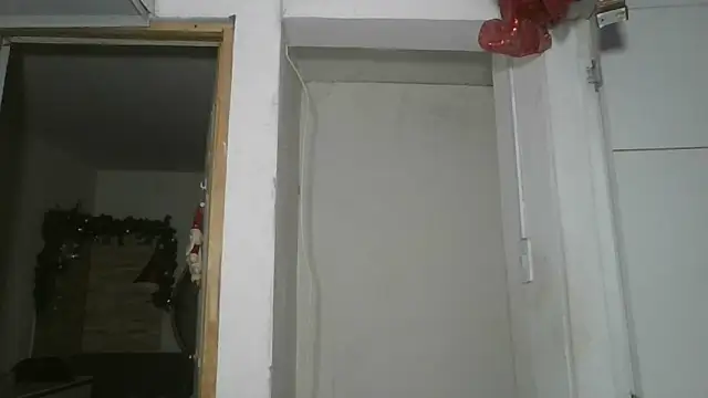 Amadamilf1980 online show from December 20, 2025, 1:18 pm