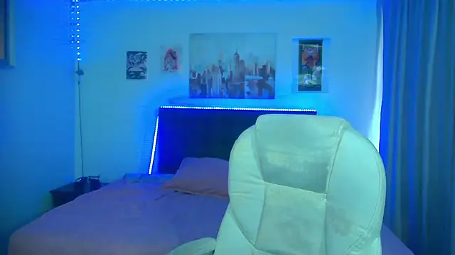 goth minerva online show from April 6, 2026, 1:34 pm