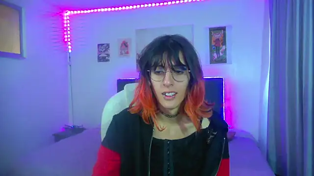 Snapshot of goth_minerva chatting on May 9, 2026, 1:38 pm goth minerva online show from May 9, 2026, 1:38 pm