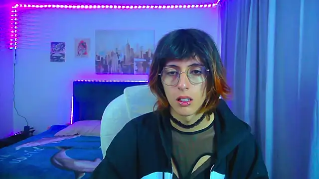 Snapshot of goth_minerva chatting on May 25, 2026, 1:28 pm goth minerva online show from May 25, 2026, 1:28 pm