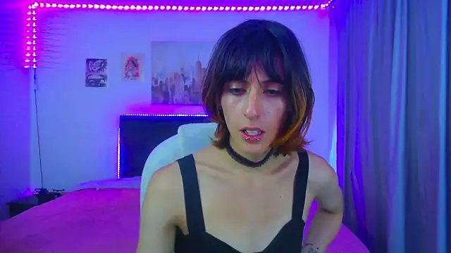 Snapshot of goth_minerva chatting on June 11, 2026, 4:27 pm goth minerva online show from June 11, 2026, 4:27 pm