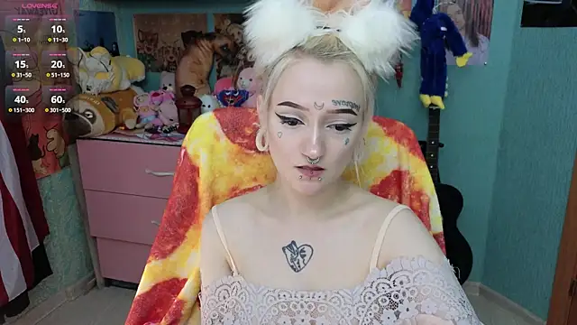 Manuela unicorn online show from November 16, 2025, 8:03 pm