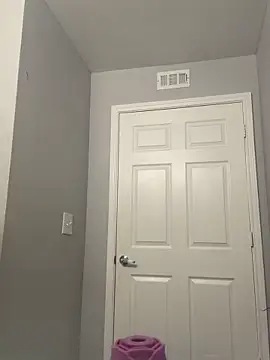 msvelvet20 online show from March 27, 2026, 5:13 am