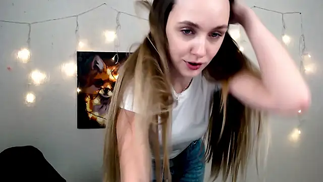 Doll Angelina online show from February 25, 2026, 6:56 am