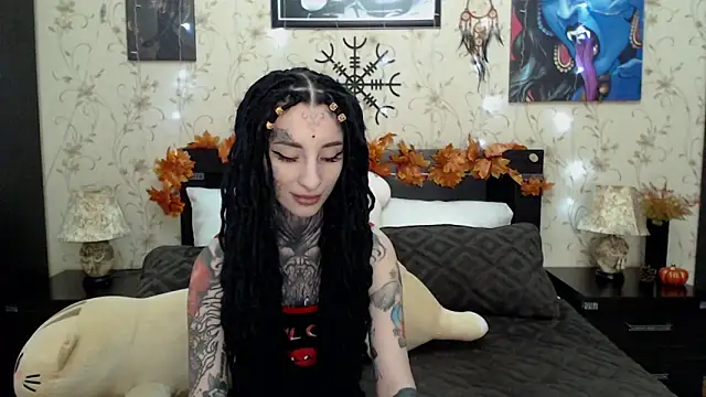 Snapshot of Velvetbat chatting on October 19, 2025, 7:09 am Velvetbat online show from October 19, 2025, 7:09 am