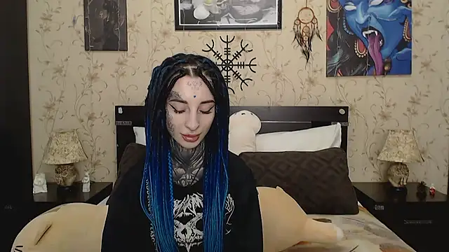 Velvetbat online show from February 4, 2026, 7:14 am