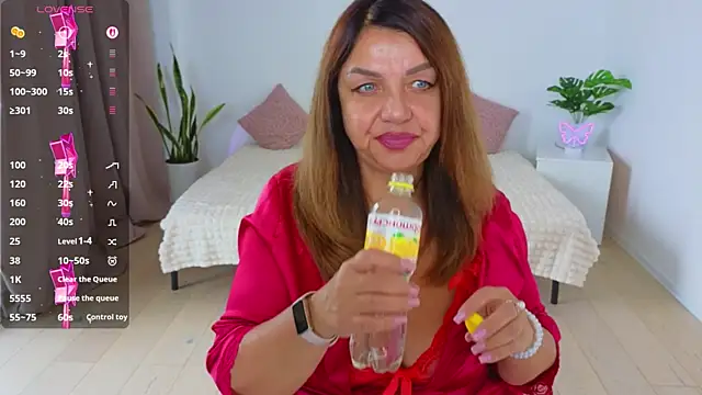 Snapshot of Nika_Light chatting on September 29, 2025, 10:53 am Nika Light online show from September 29, 2025, 10:53 am