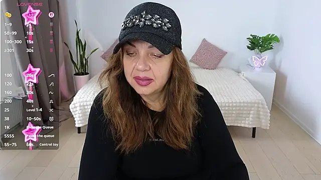 Snapshot of Nika_Light chatting on October 12, 2025, 10:47 am Nika Light online show from October 12, 2025, 10:47 am