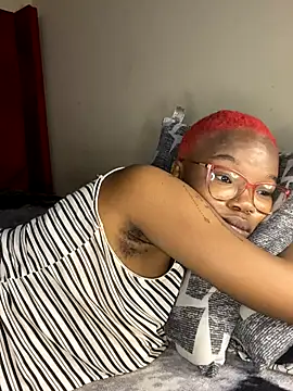 YummyMelanin117 online show from September 9, 2025, 4:45 am