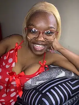 YummyMelanin117 online show from October 2, 2025, 10:28 pm