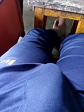 Snapshot of A-1PLAYBOY0 chatting on September 18, 2025, 4:25 am A-1PLAYBOY0 online show from September 18, 2025, 4:25 am